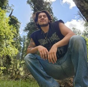 Meet your Posher, Aaron